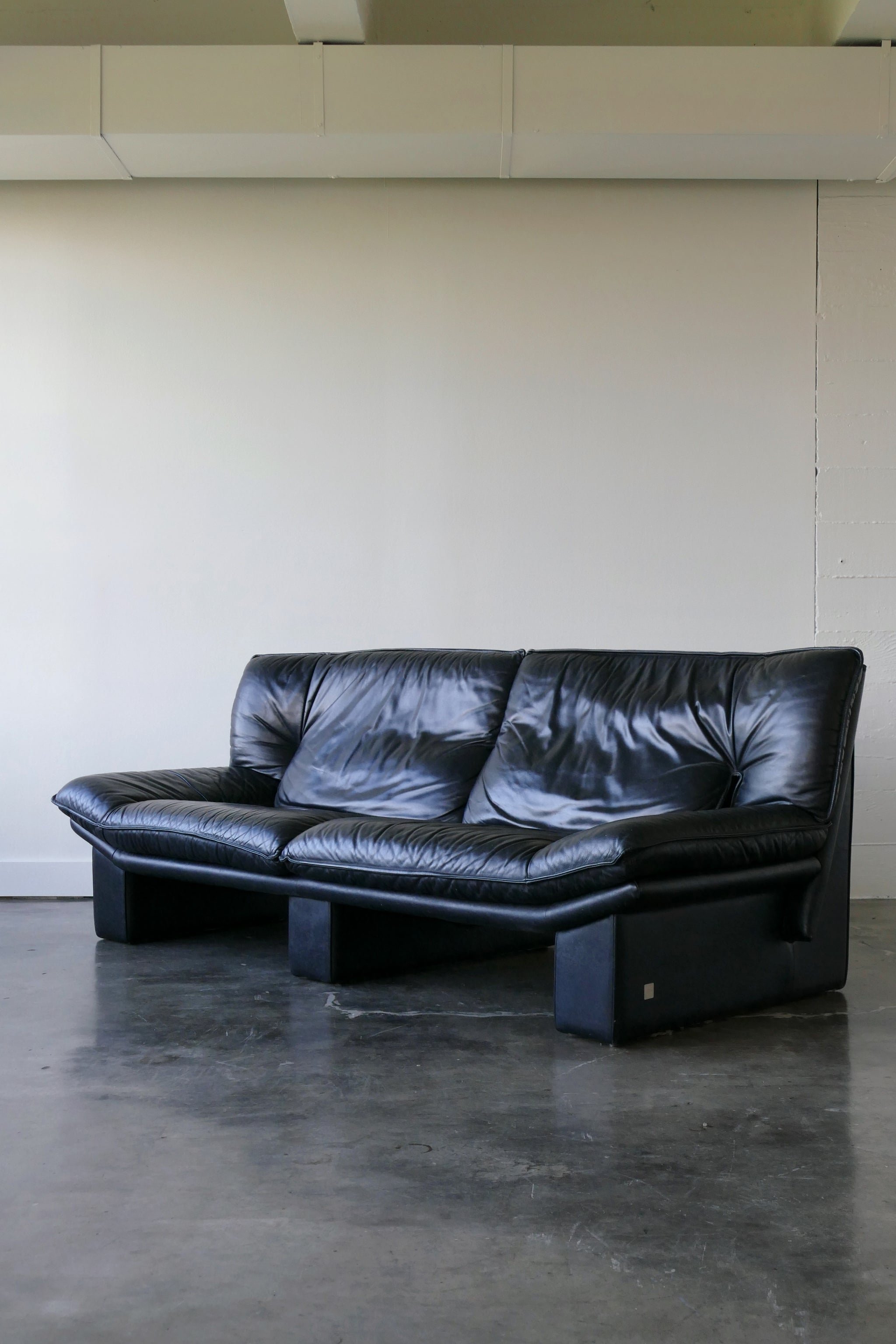 Nicoletti Salotti Sofa – Shop Wilma