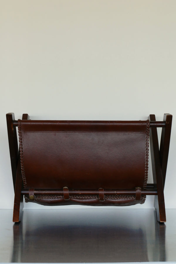 Magazine Stand