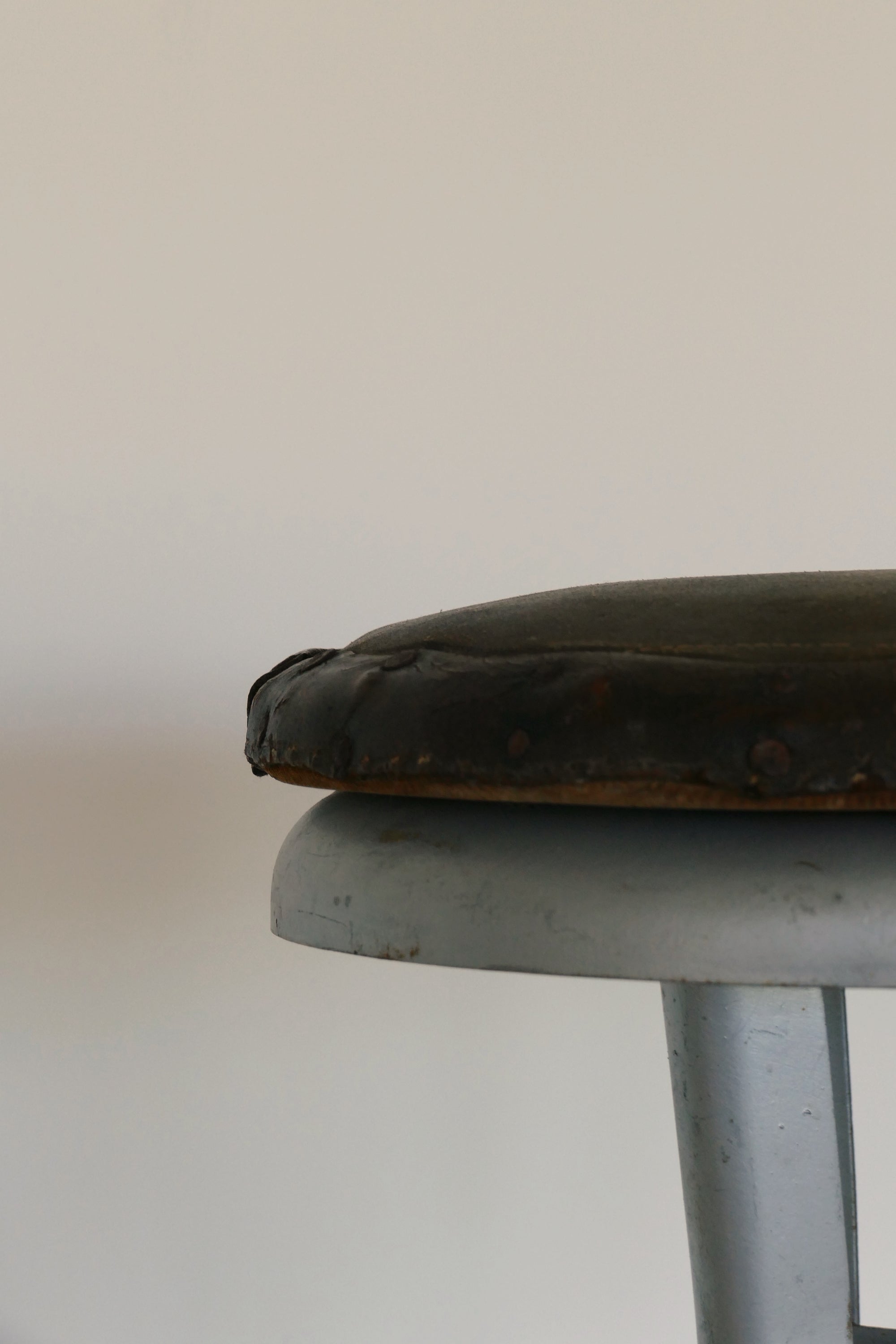 Industrial Milking Stool