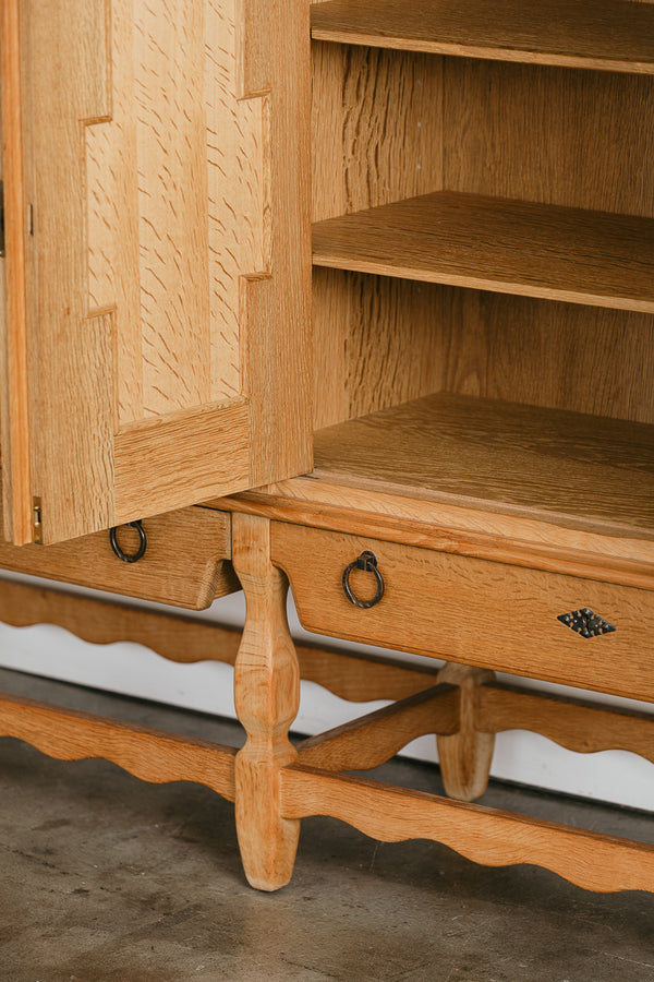 Henning Kjærnulf High Sideboard