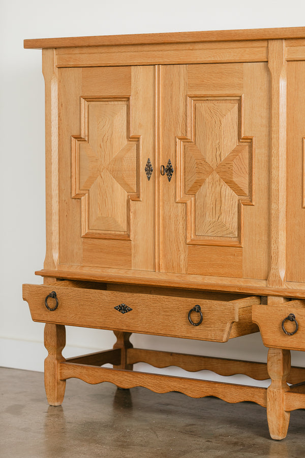Henning Kjærnulf High Sideboard