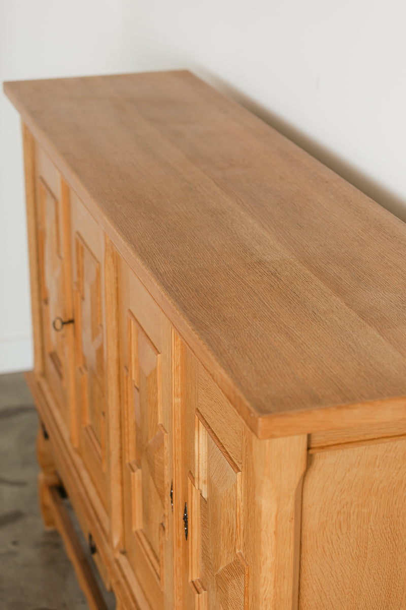 Henning Kjærnulf High Sideboard