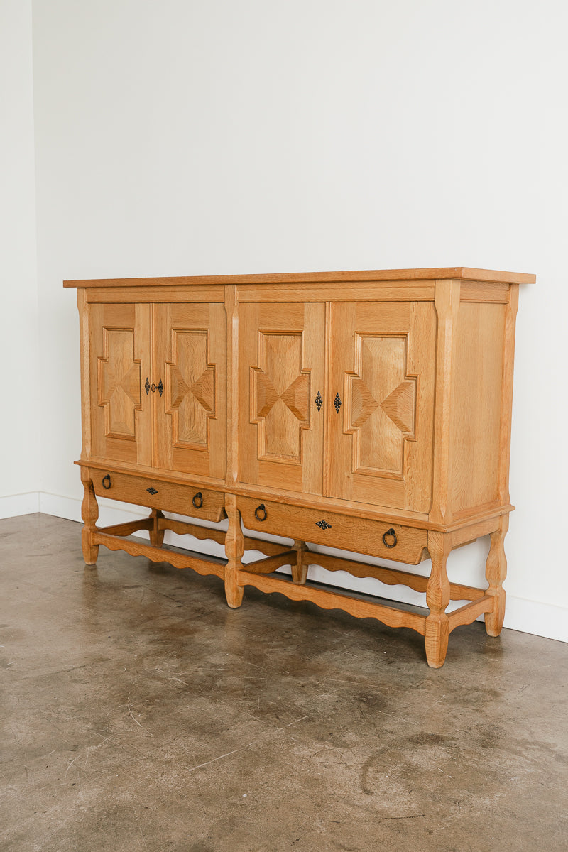 Henning Kjærnulf High Sideboard