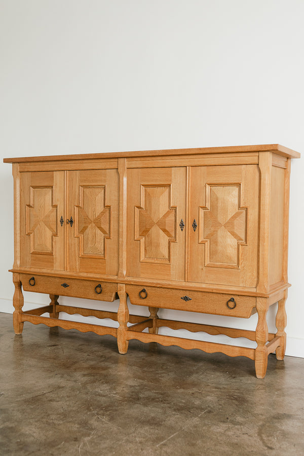Henning Kjærnulf High Sideboard