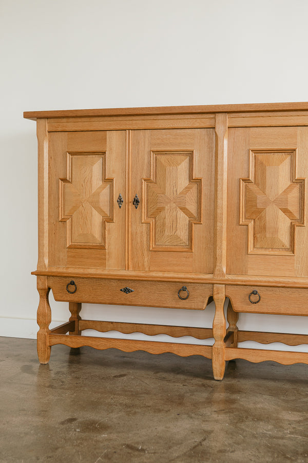 Henning Kjærnulf High Sideboard