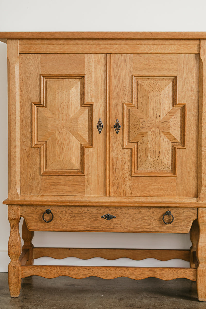 Henning Kjærnulf High Sideboard