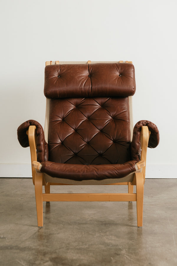 Pernilla Lounge Chair