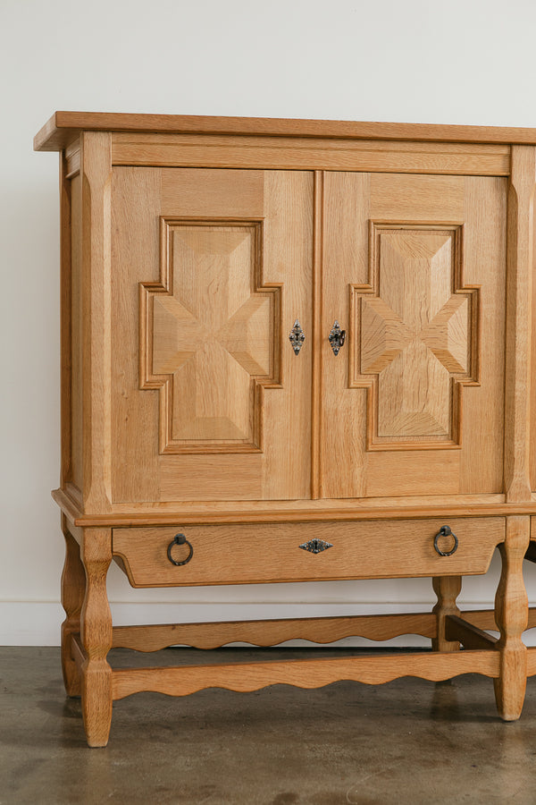 Henning Kjærnulf High Sideboard