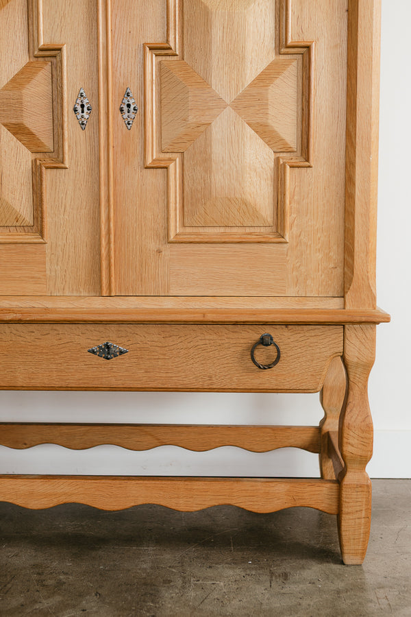 Henning Kjærnulf High Sideboard