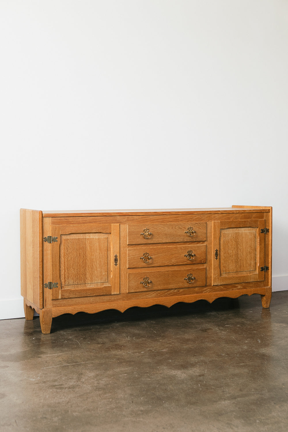 Low Kjaernulf Credenza