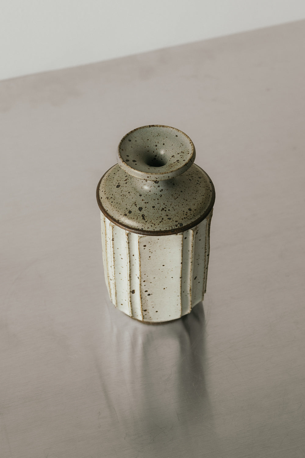 Midcentury Speckled Weed Pot
