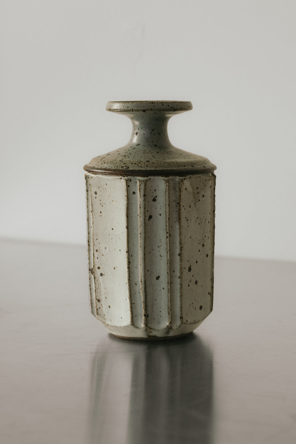 Midcentury Speckled Weed Pot