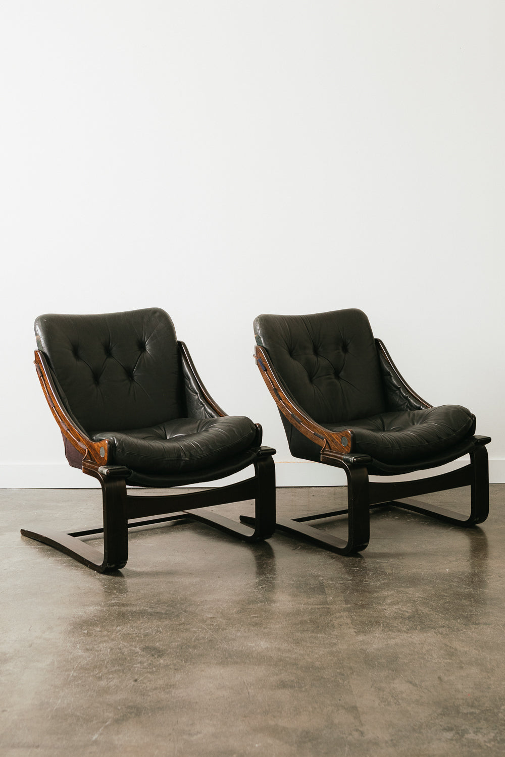 Krona Lounge Chair