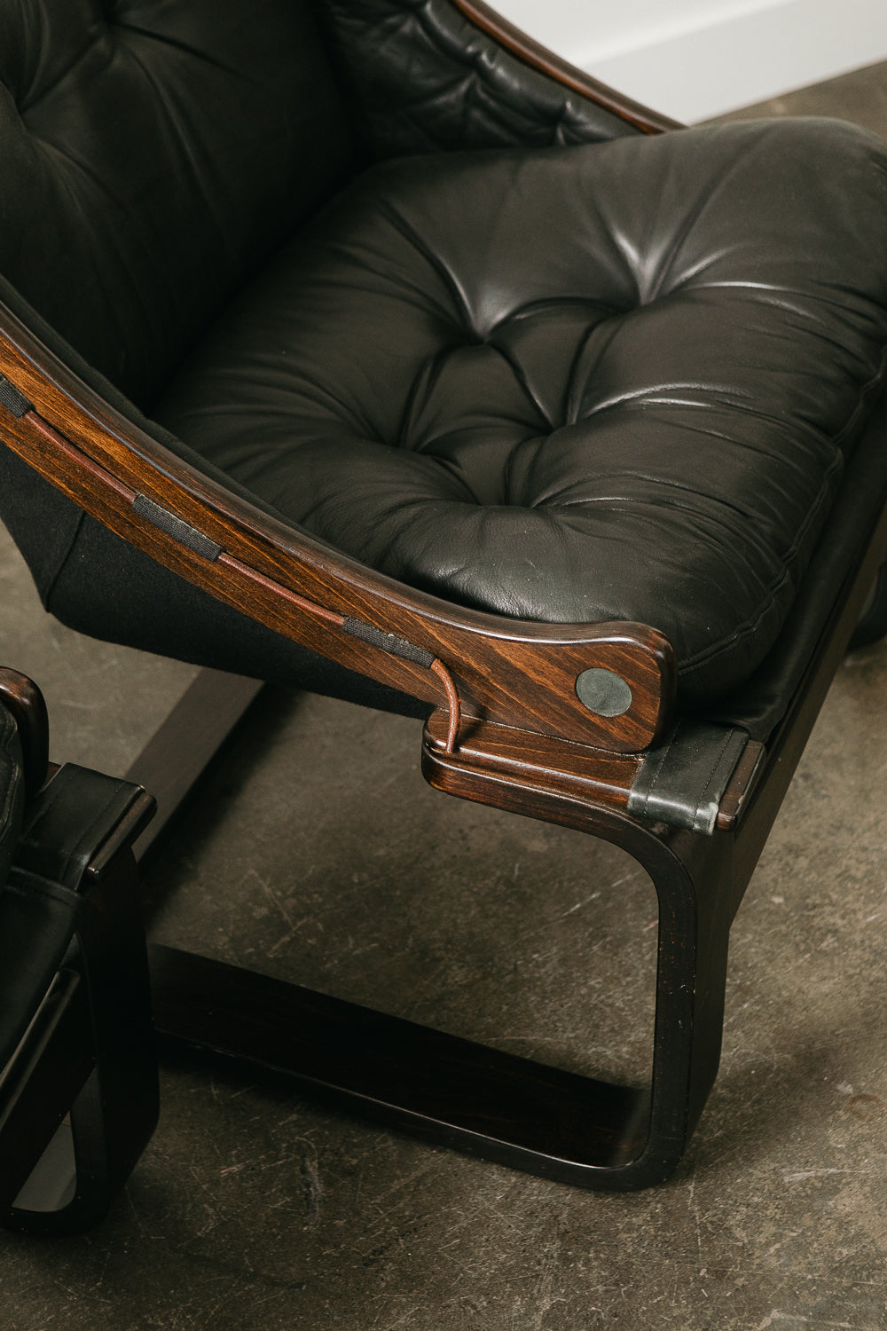 Krona Lounge Chair