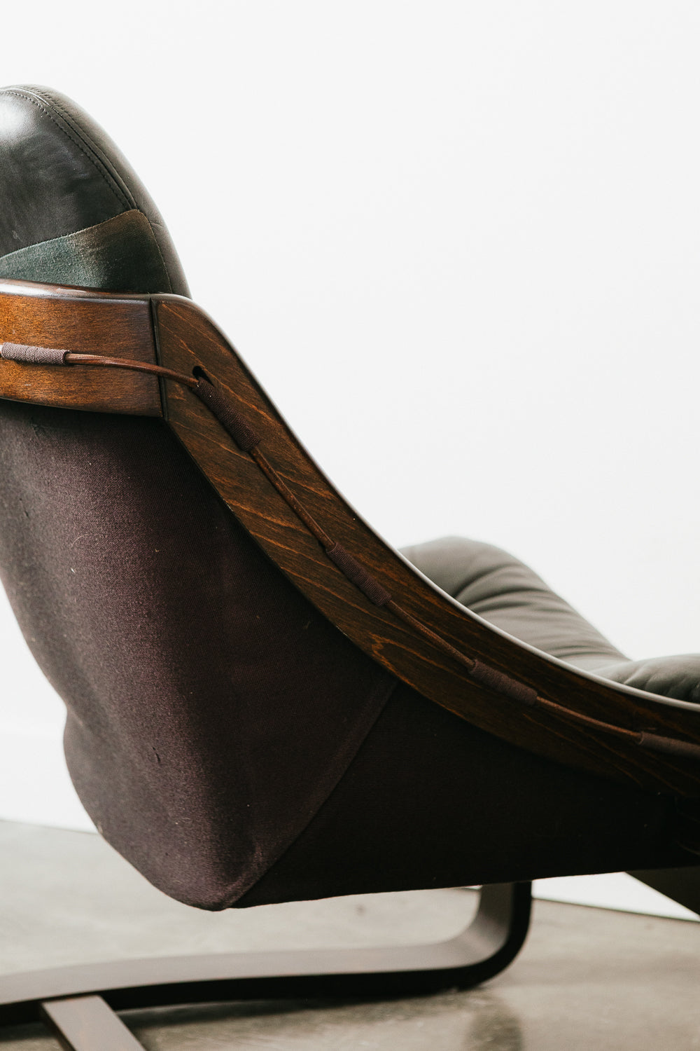 Krona Lounge Chair