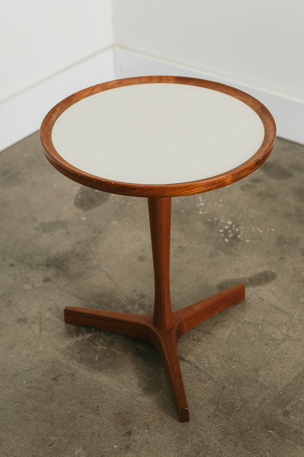 Hans C. Andersen Table
