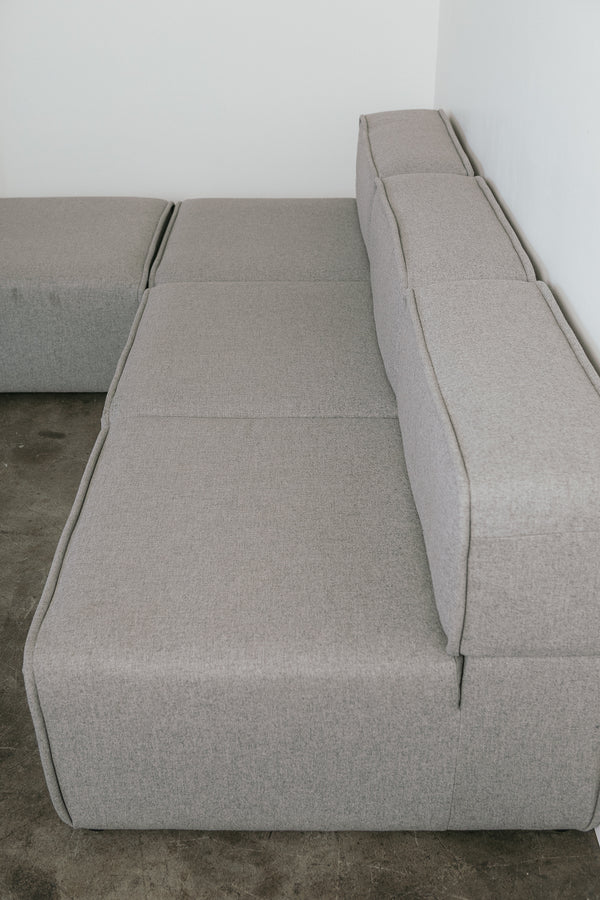 BoConcept Sectional