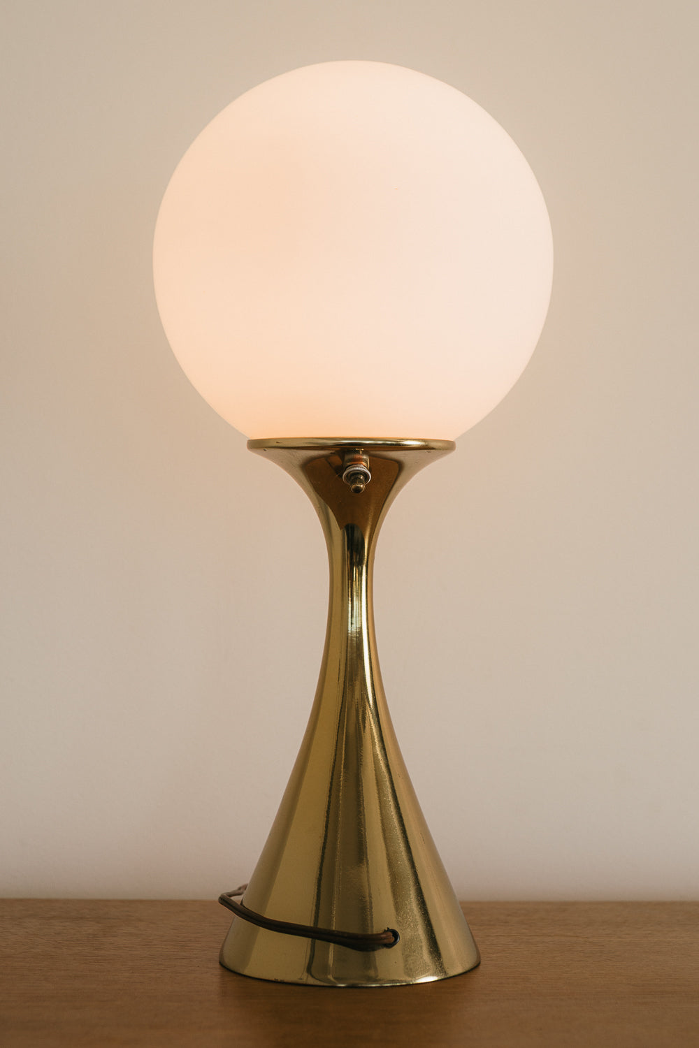 Laurel Lamp