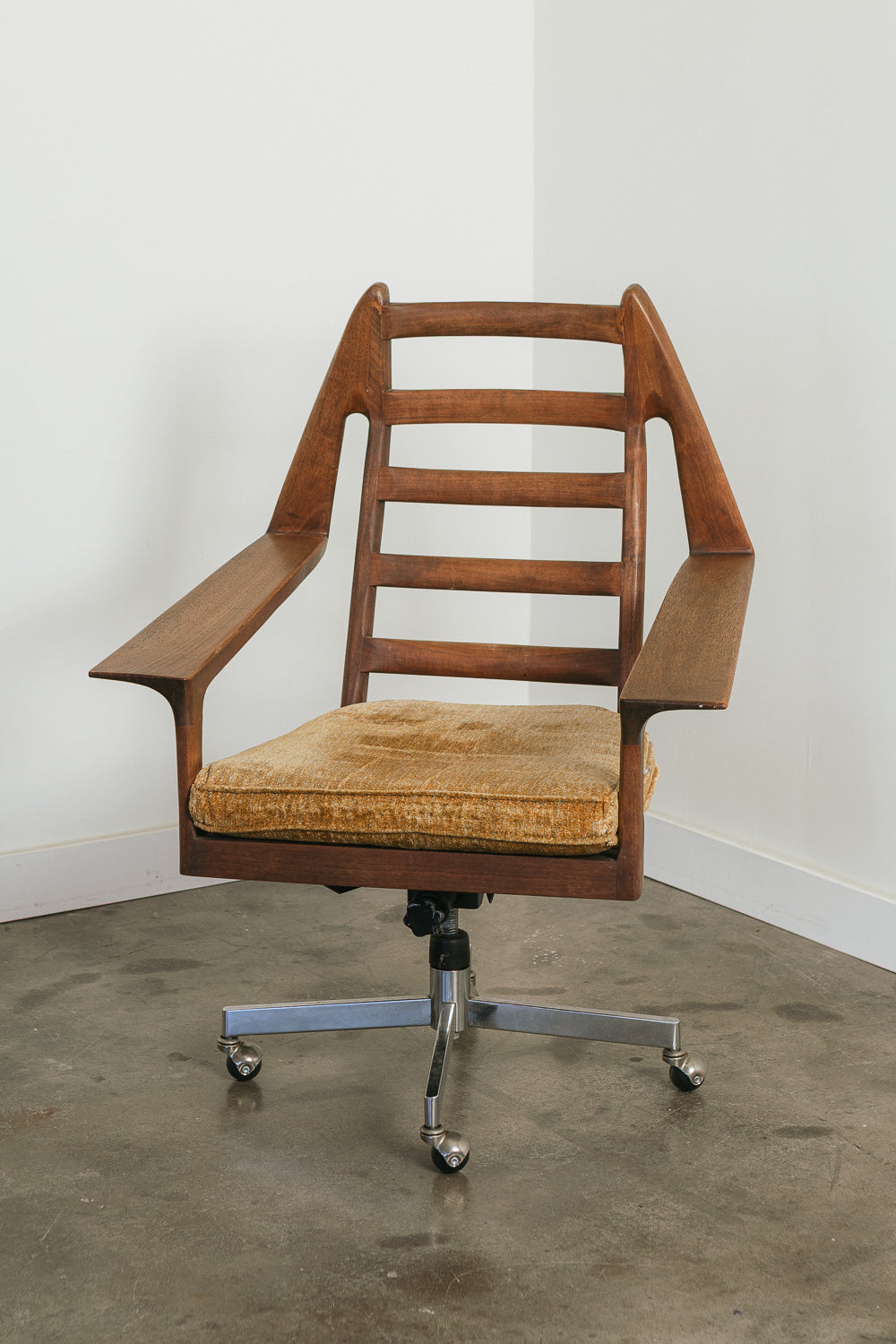Studio Craft Chair