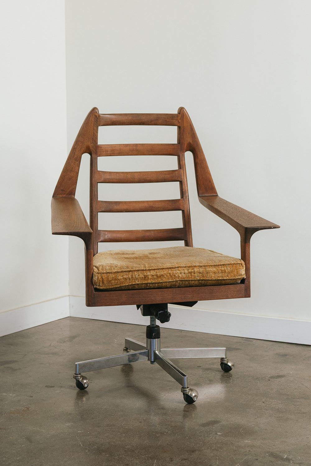 Studio Craft Chair