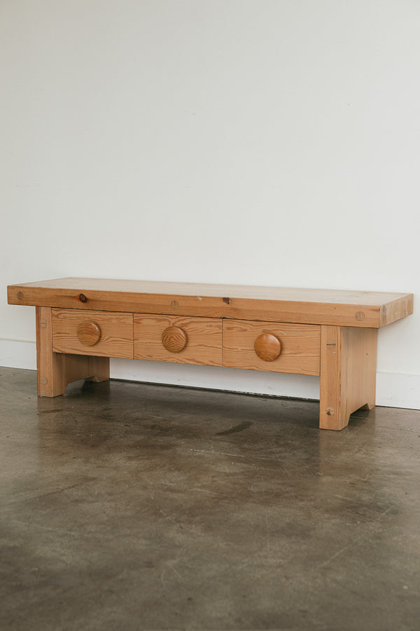 Ruben Ward Hall Bench