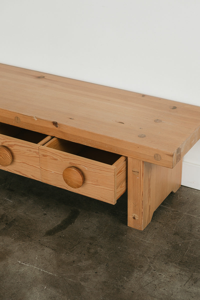 Ruben Ward Hall Bench