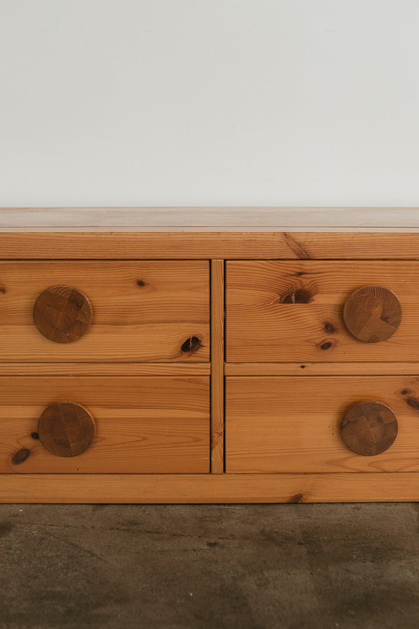 Rolf Middleboe Chest