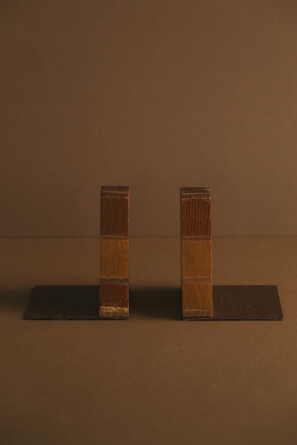 Graduated Bookends