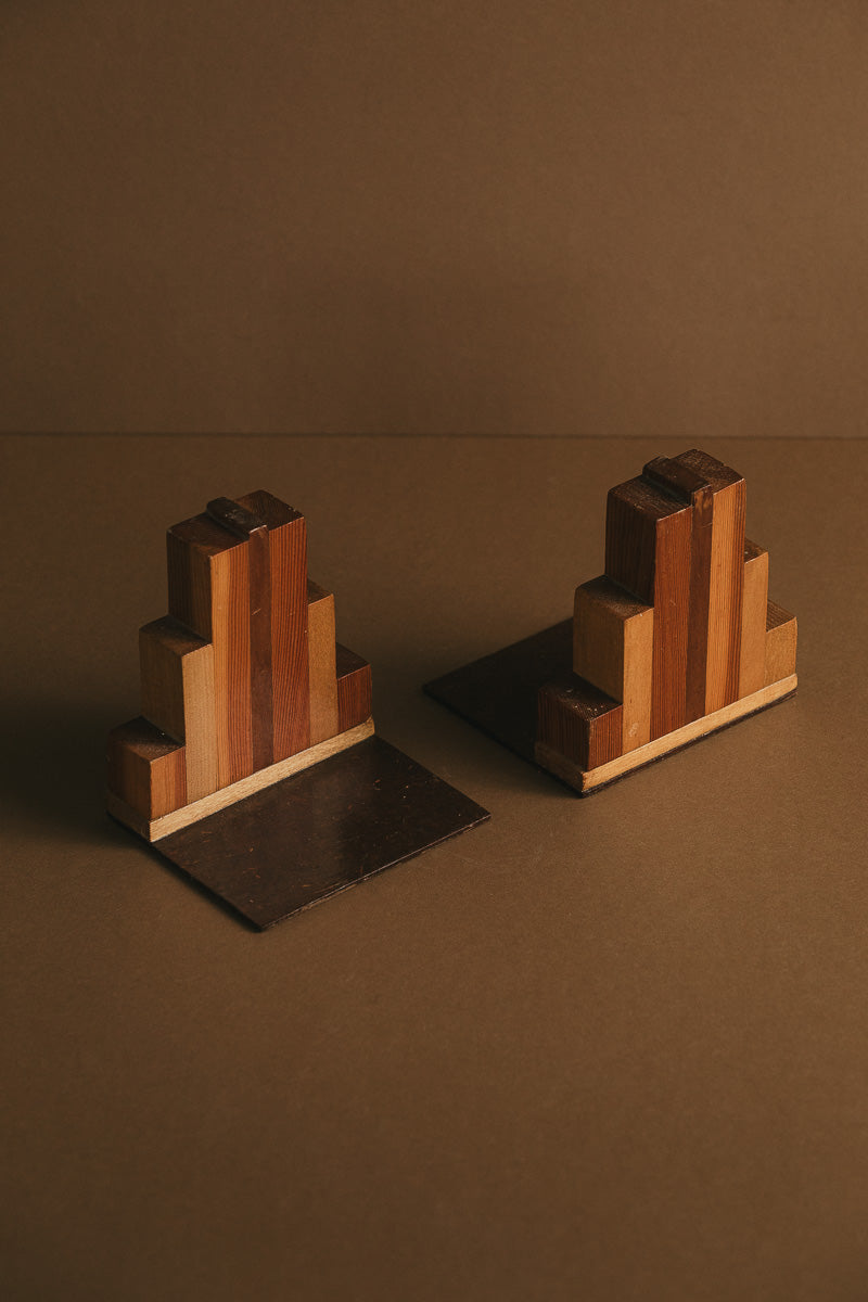 Graduated Bookends