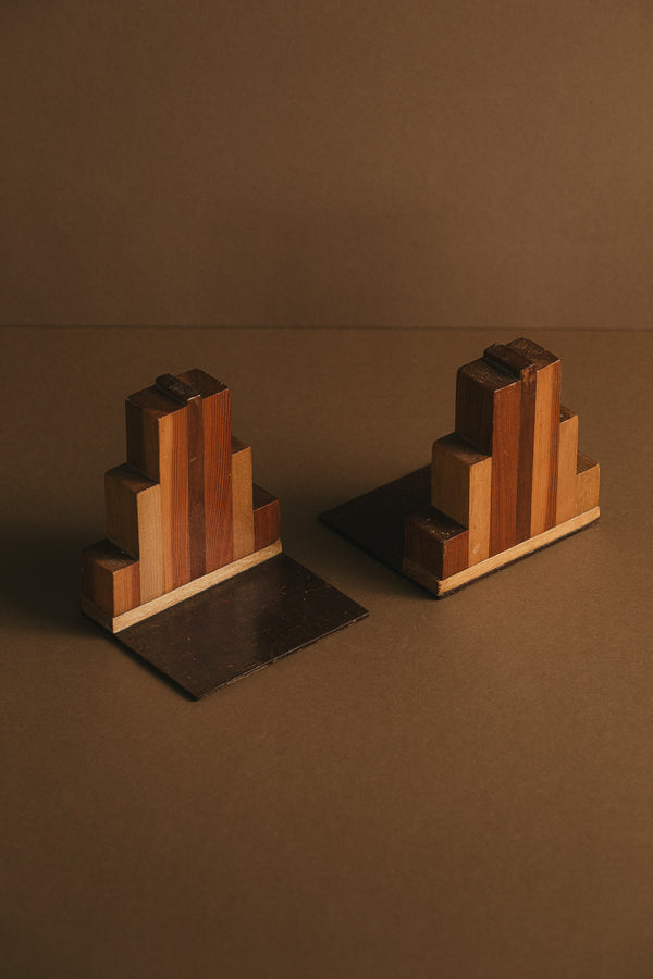 Graduated Bookends