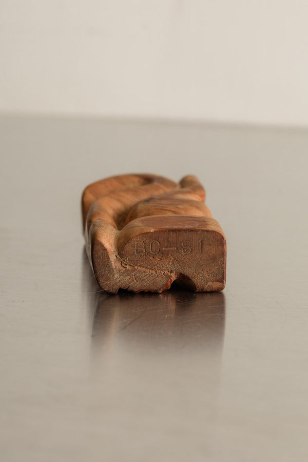 Petite Sculpture