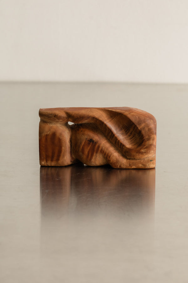 Petite Sculpture
