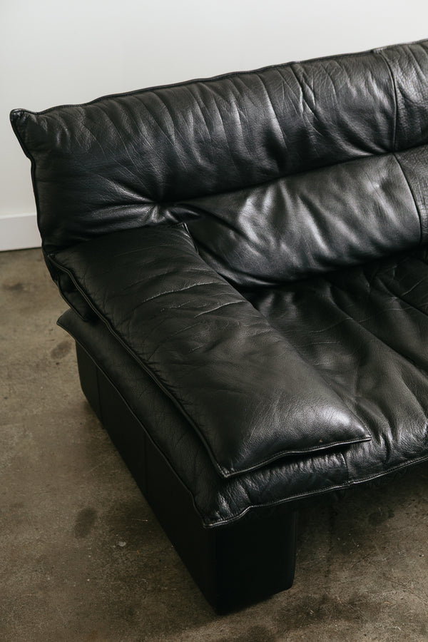 Nicoletti Style Loveseat