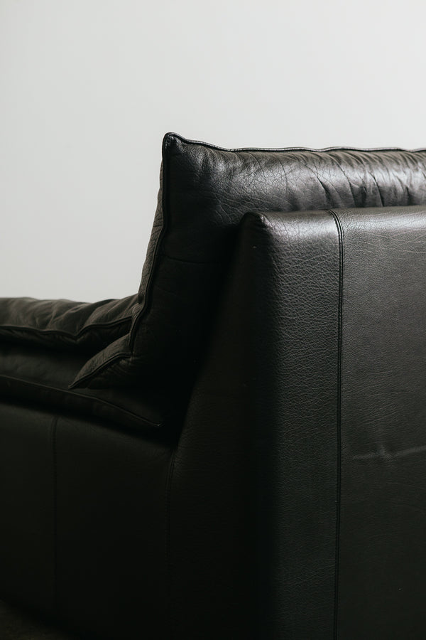 Nicoletti Style Loveseat