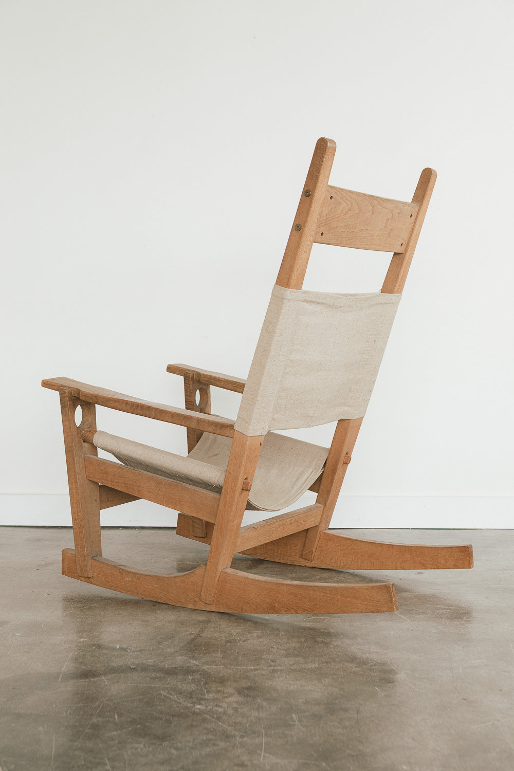 Wegner-Style Rocker