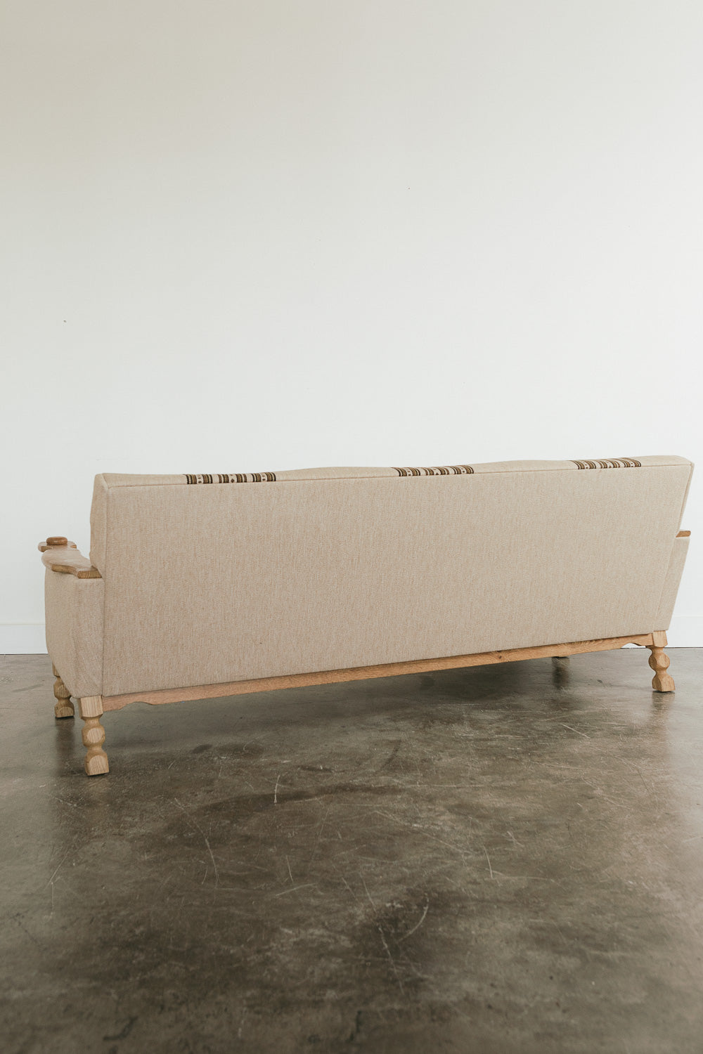 Henning Kjaernulf Sofa