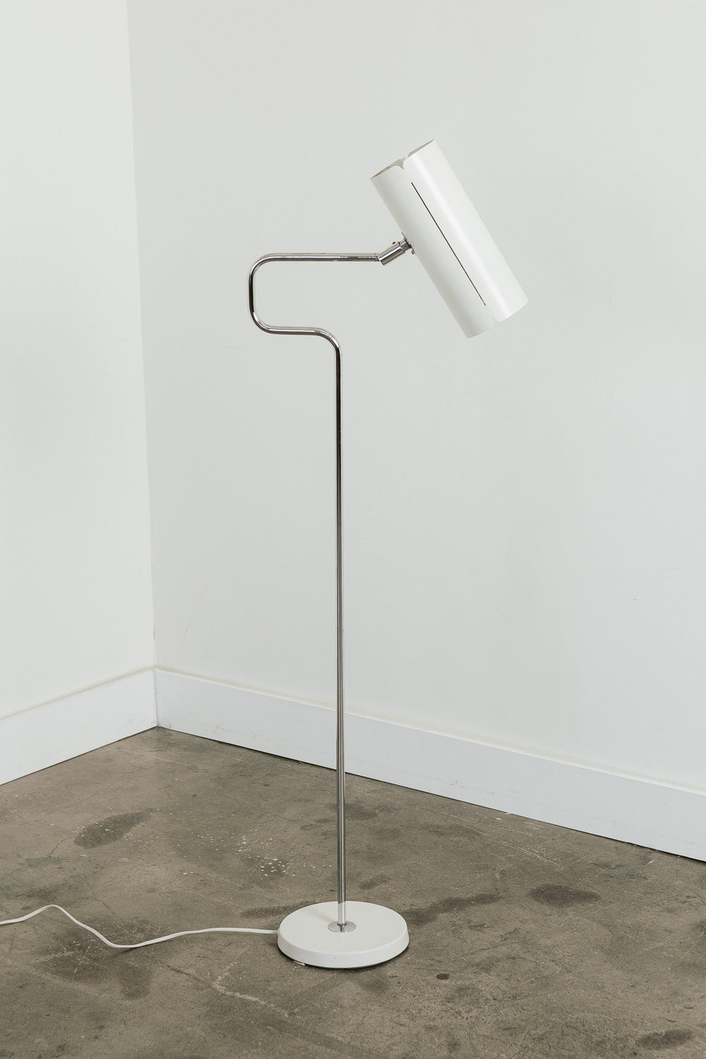 G-90 Floor Lamp