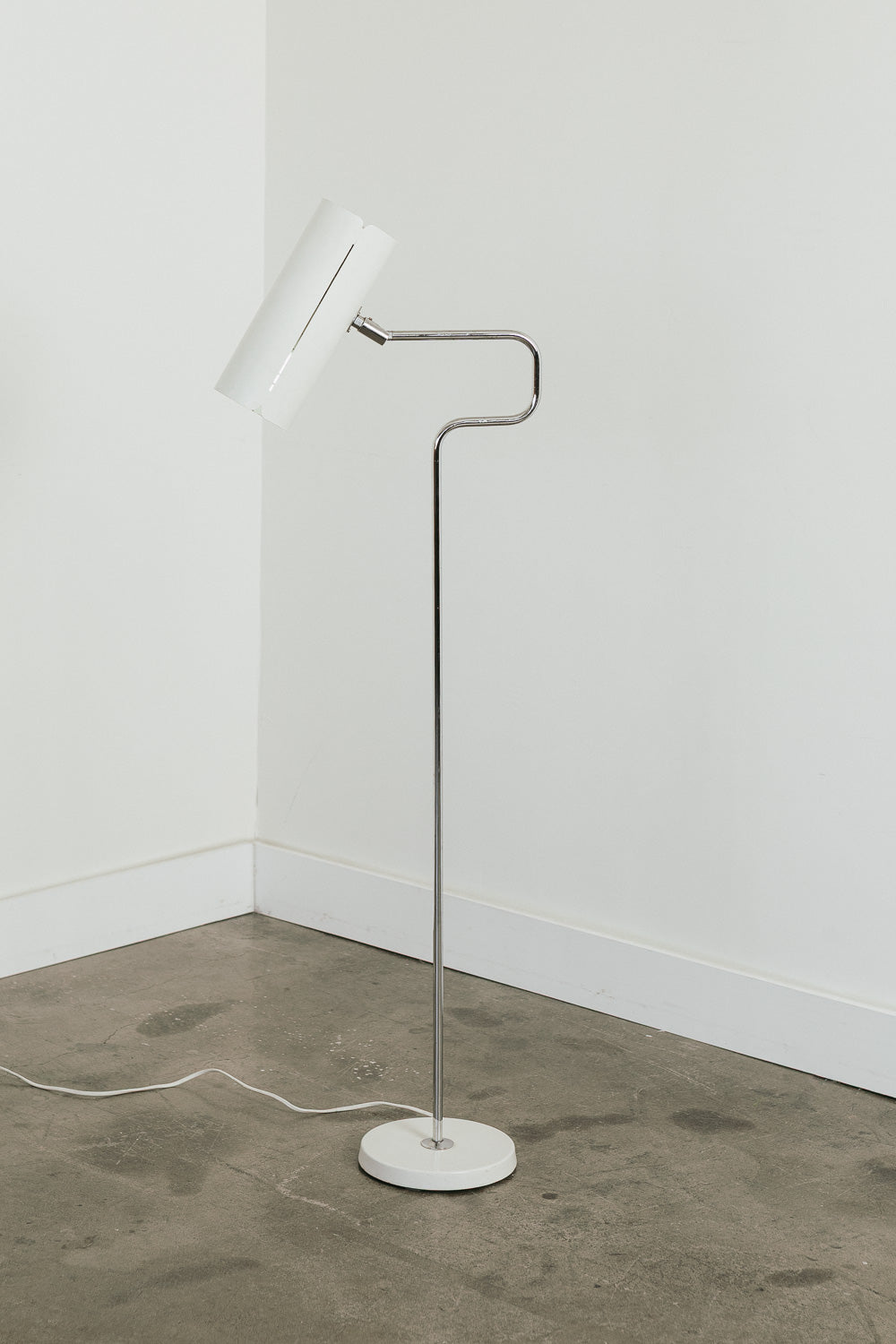 G-90 Floor Lamp