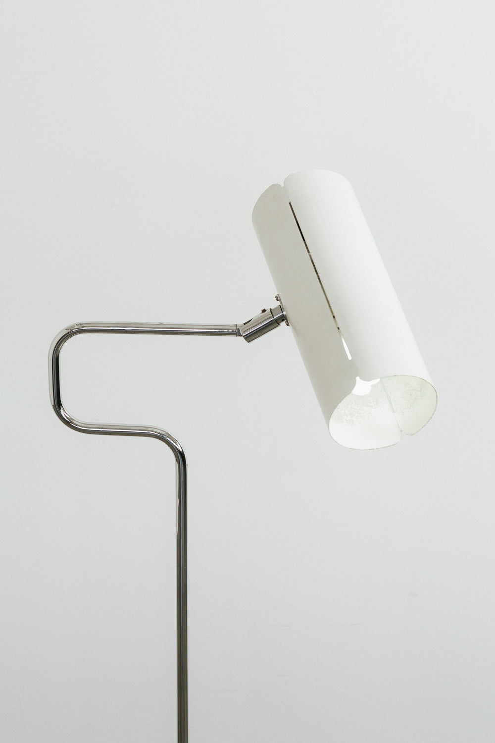 G-90 Floor Lamp