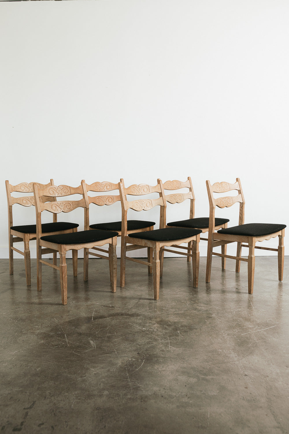 Kjaernulf Dining Chairs
