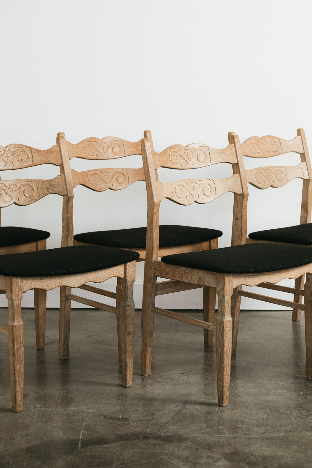 Kjaernulf Dining Chairs