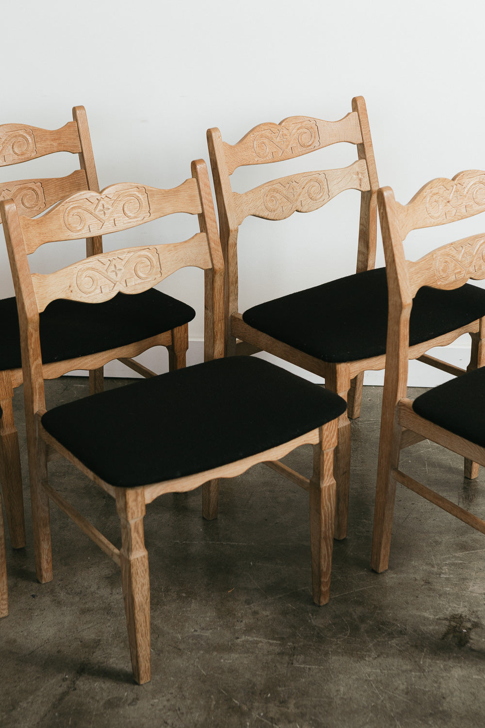 Kjaernulf Dining Chairs