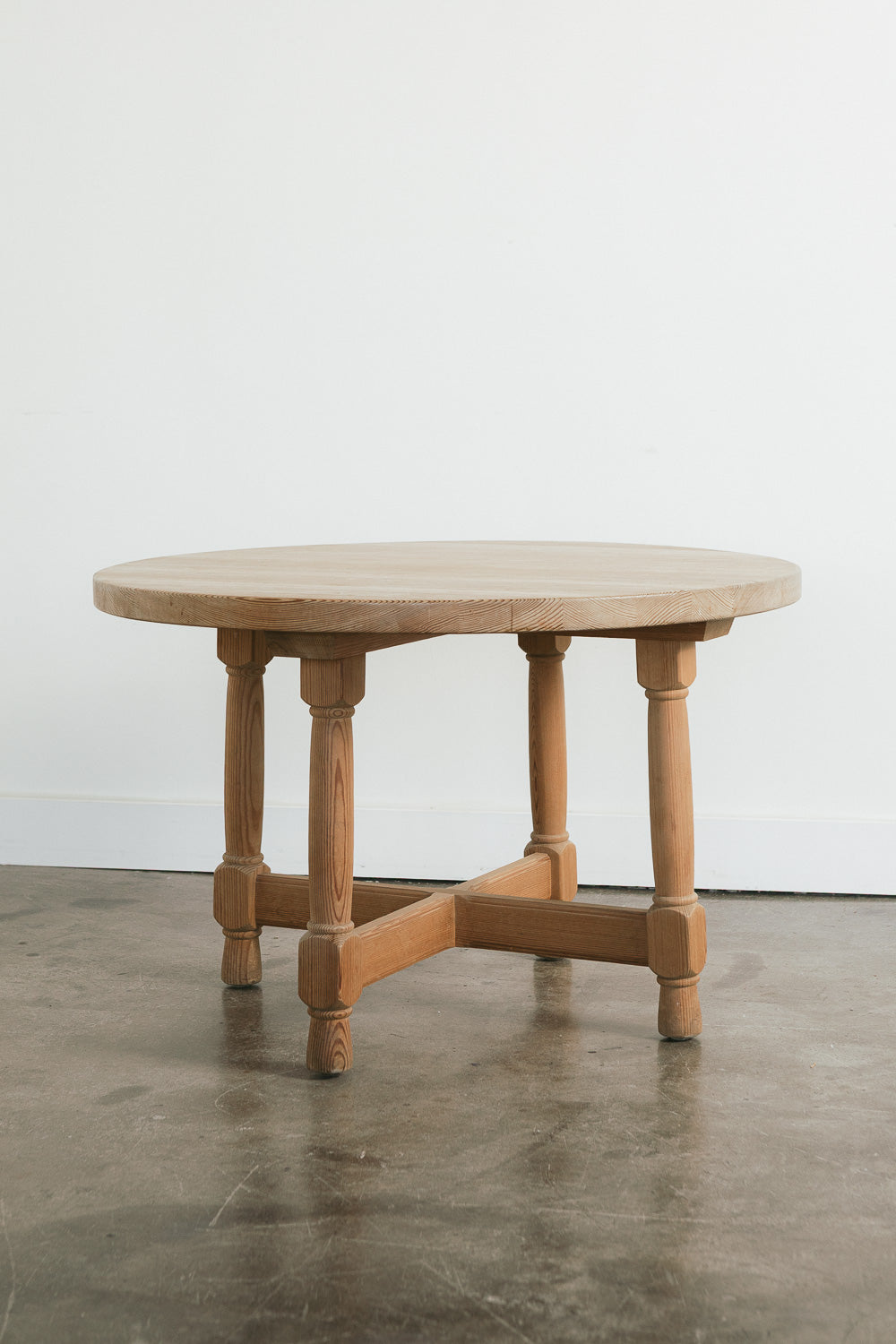 Norwegian Game Table