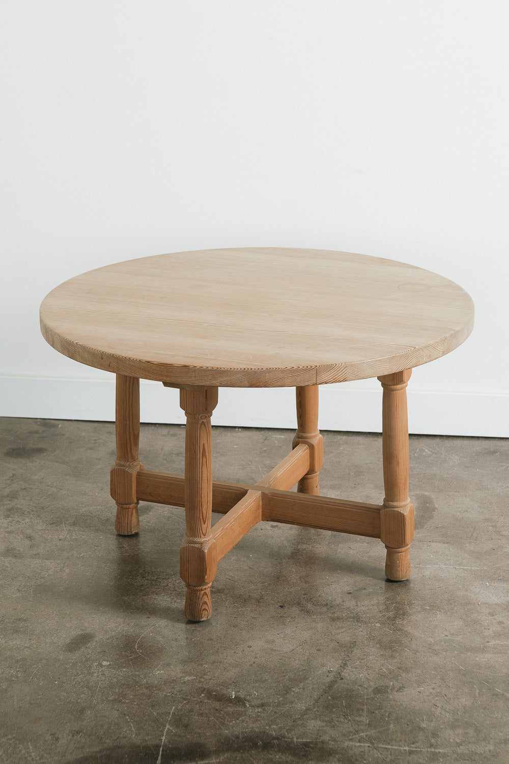 Norwegian Game Table