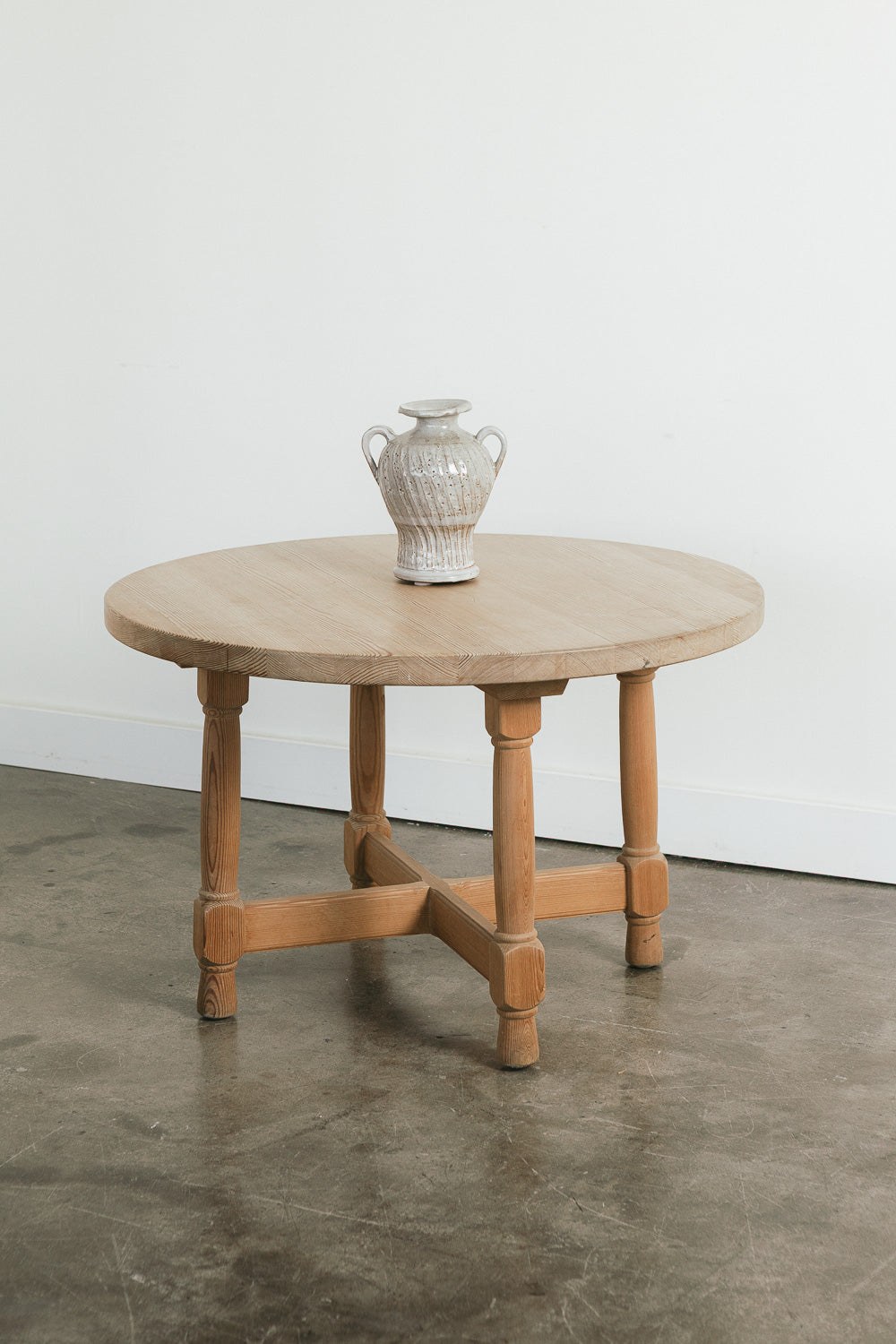 Norwegian Game Table
