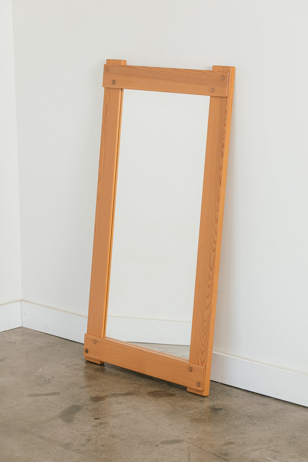 Ruben Ward Mirror