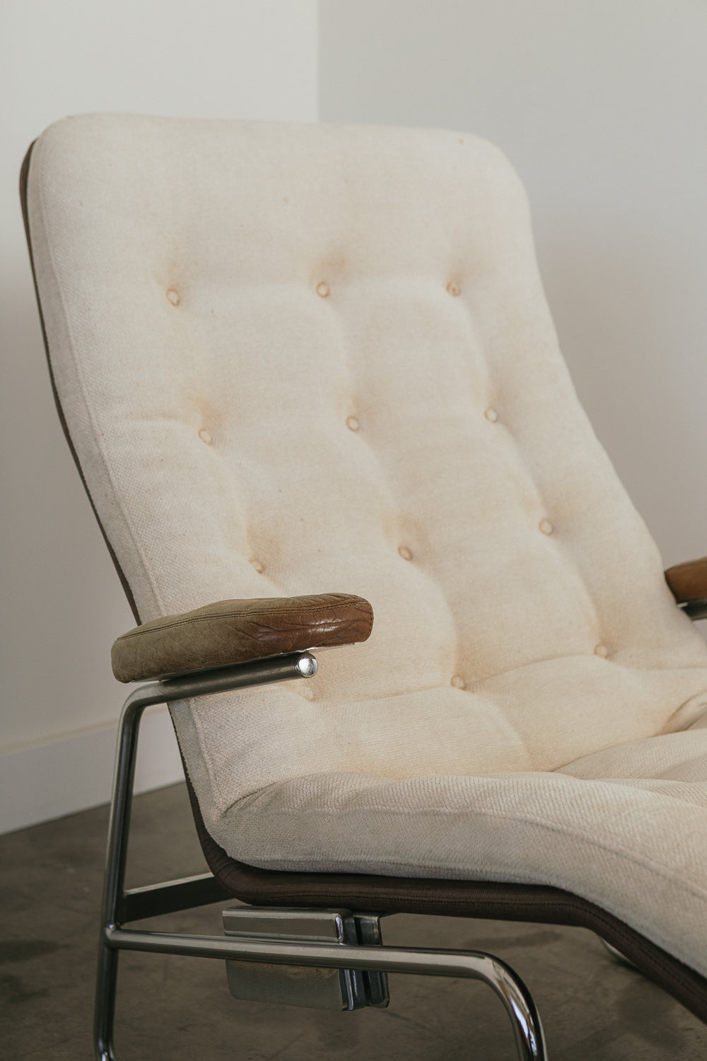 Dux "Fenix" Chaise