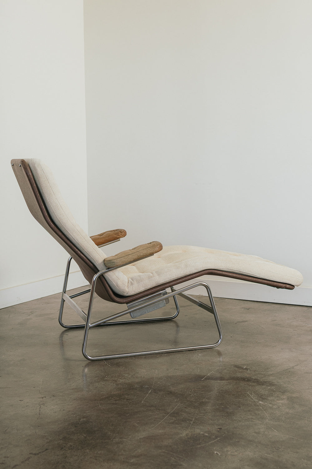 Dux "Fenix" Chaise