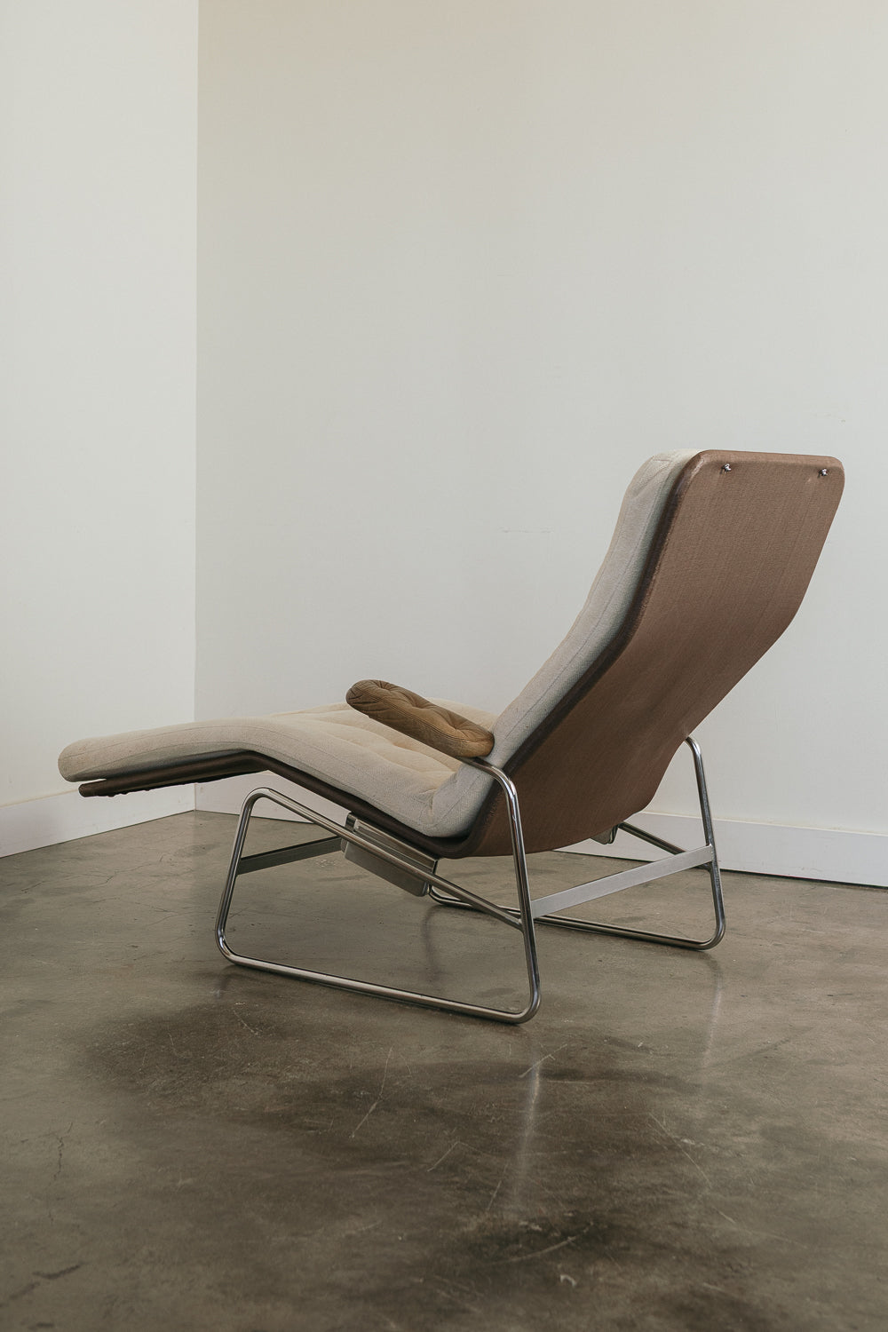 Dux "Fenix" Chaise