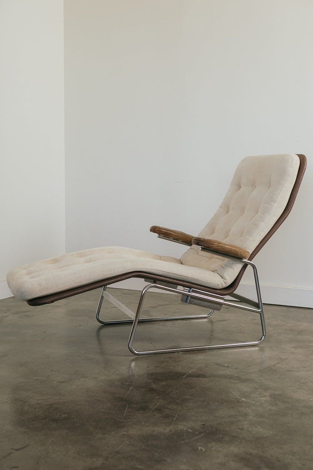 Dux "Fenix" Chaise